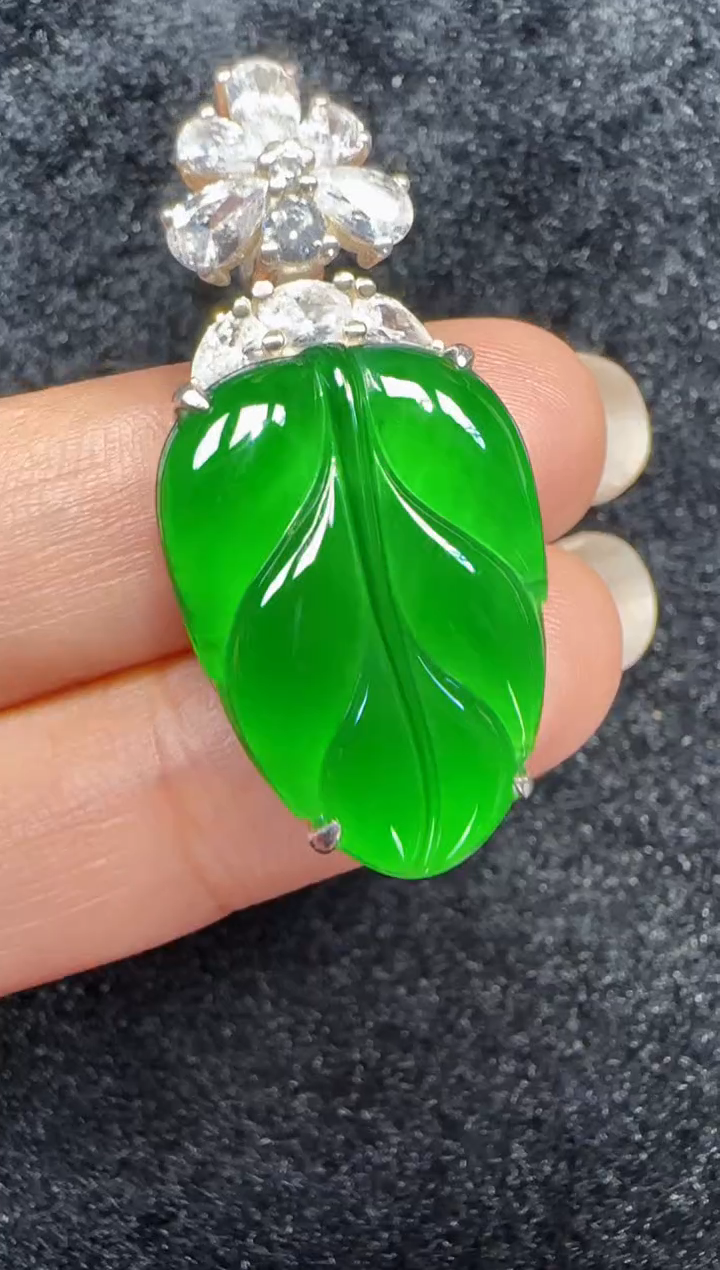 未镶嵌定制翡翠翡翠吊坠56
