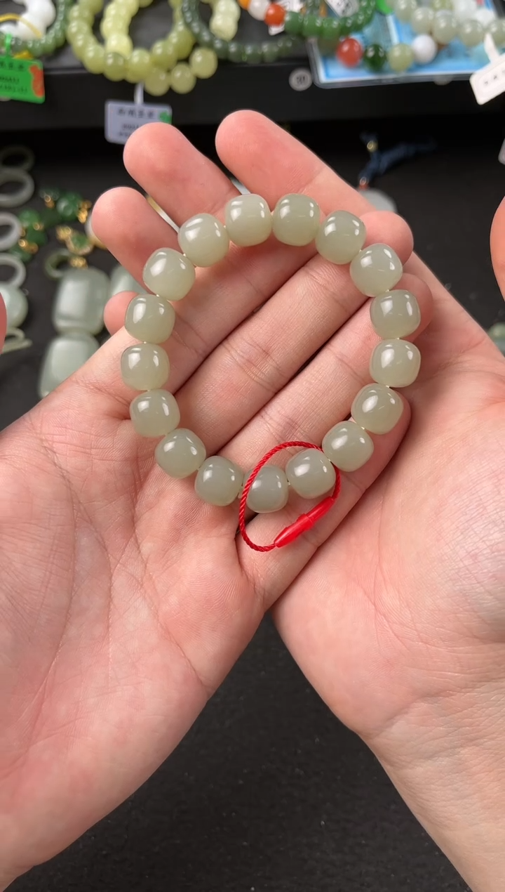 【闪购商品】和田玉手串未镶嵌且末青白卡12老型珠微色差