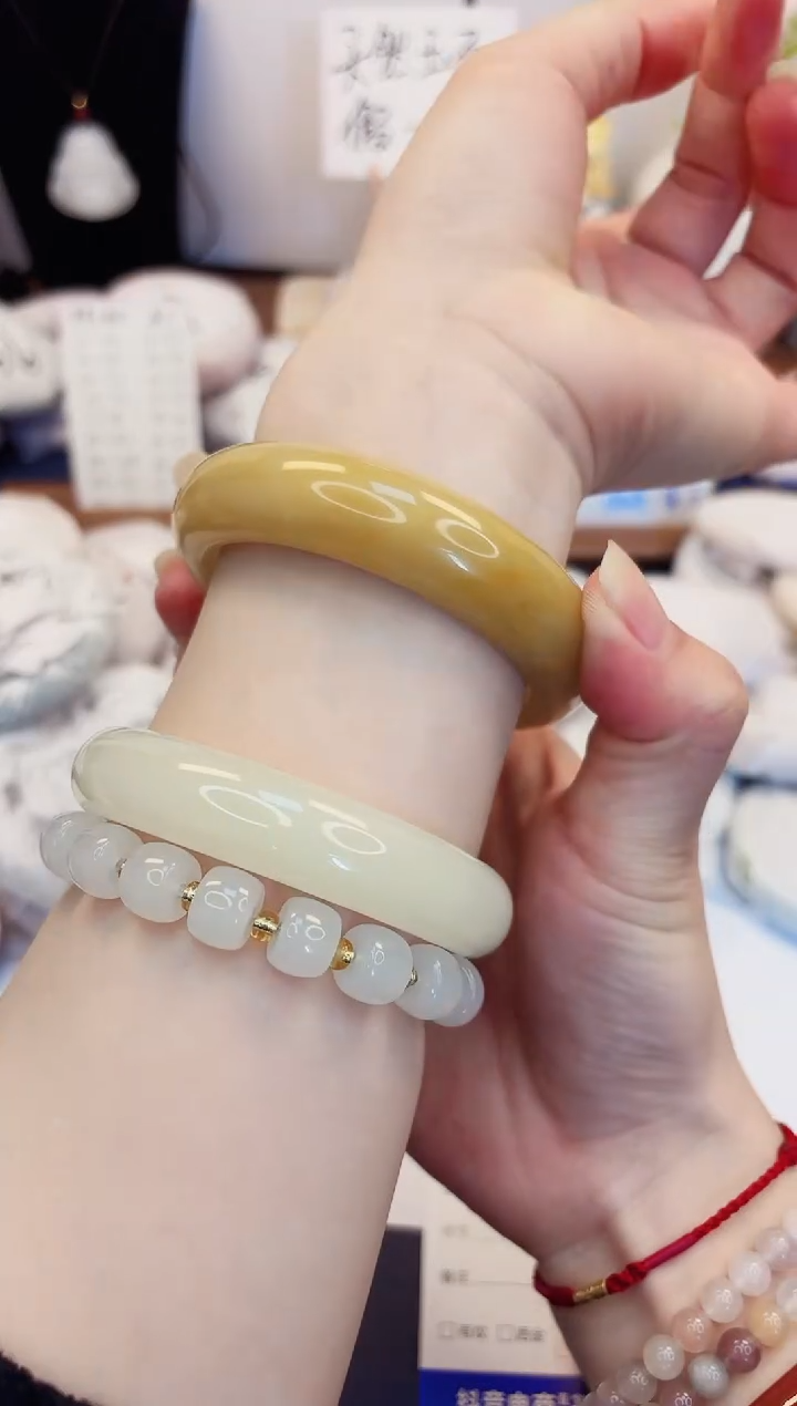 【闪购商品】石英质玉手镯未镶嵌186-财气镯-圈口58