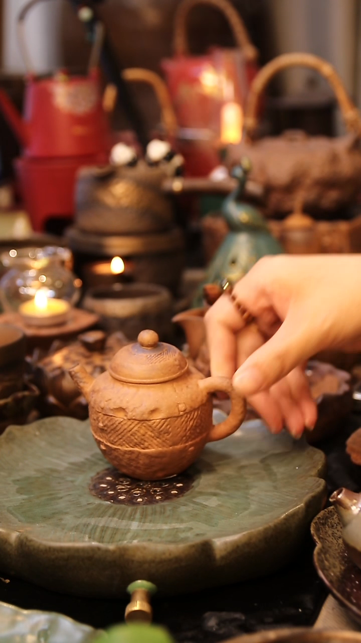 其他茶壶1个，不含壶承