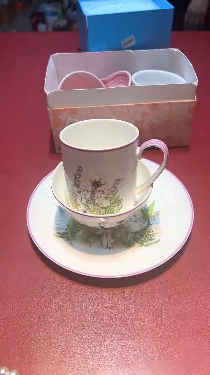 【闪购商品】瓷片锅碗瓢盆一件不剩
