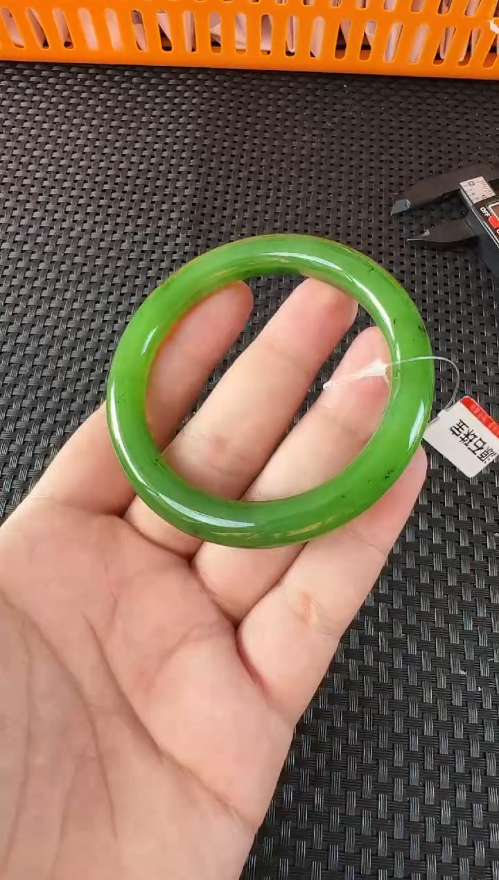 【闪购商品】和田玉（碧玉）手镯未镶嵌约58.5MM