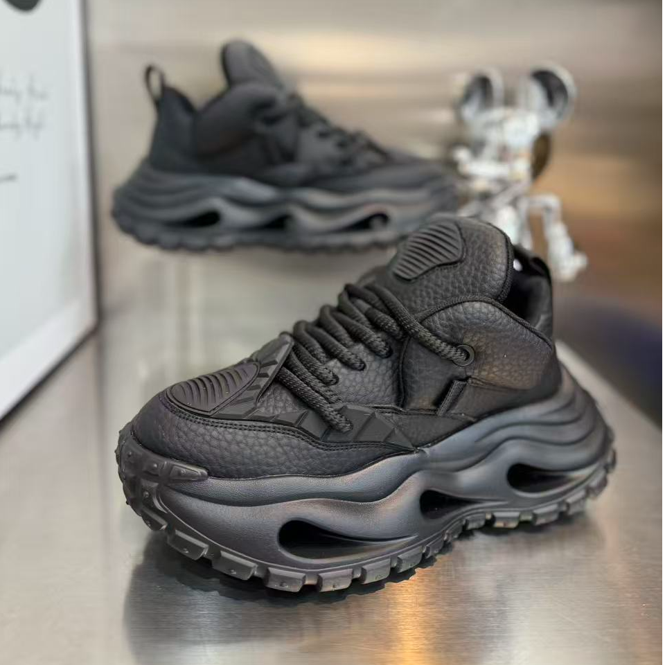 男鞋厚底圆头休闲板鞋7573