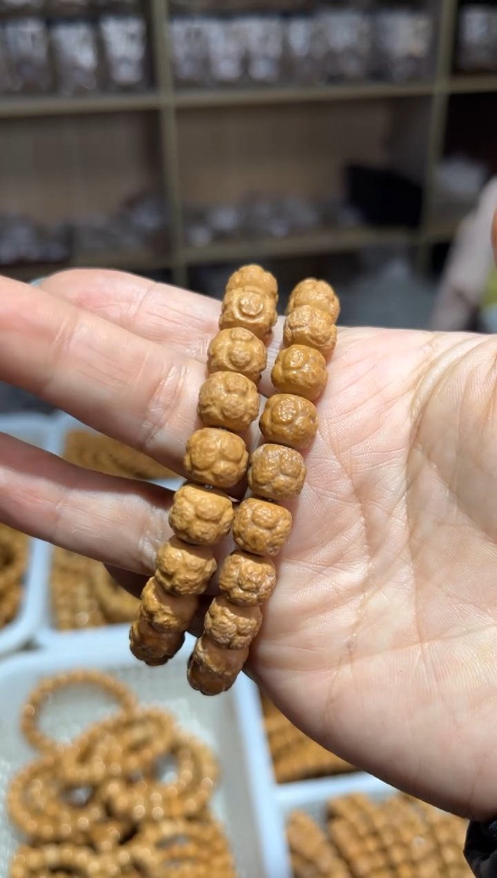 【闪购商品】猴头核桃手串饕餮微瑕