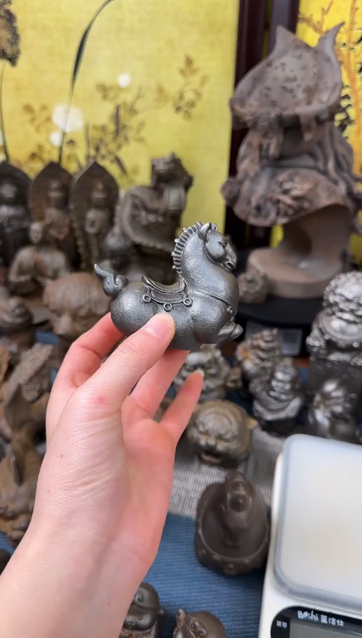 铁精致潮玩摆件小唐马