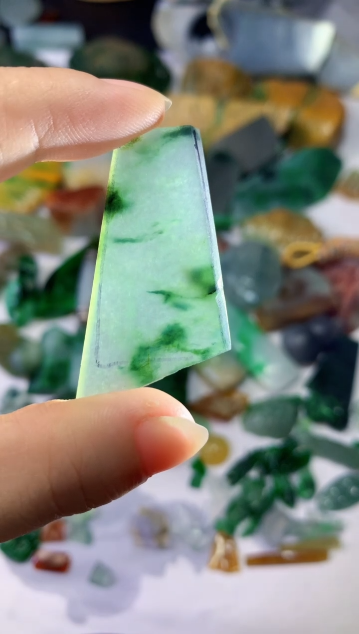 颈饰未镶嵌翡翠140天然翡翠