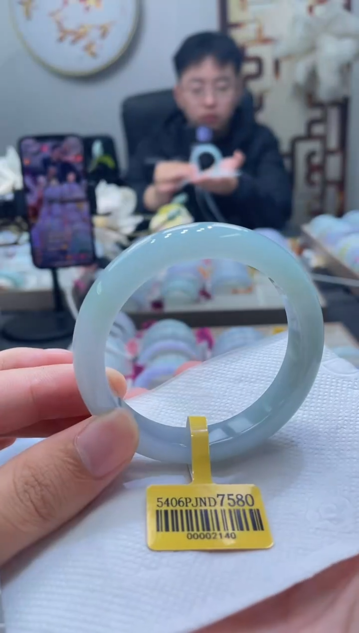 未镶嵌手镯翡翠303-54