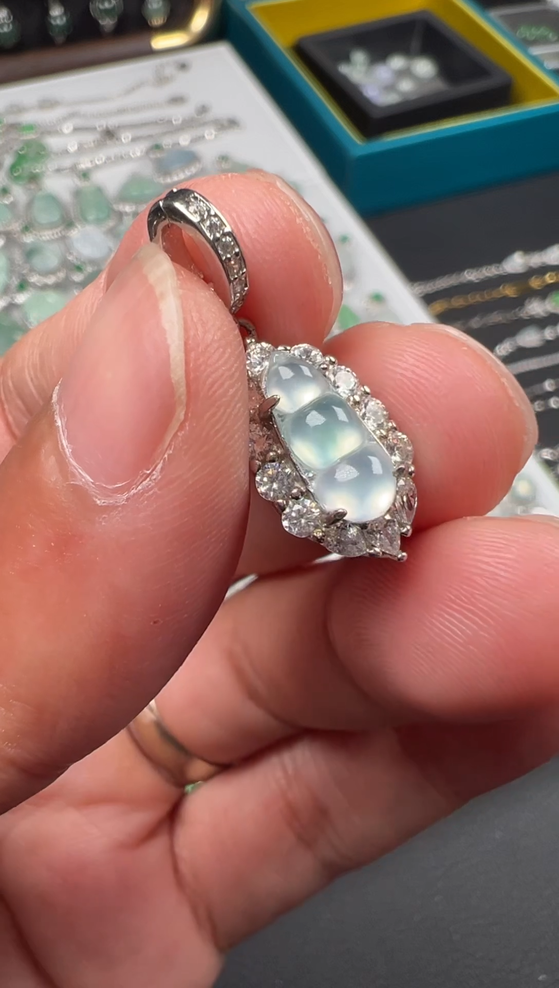 吊坠(不含链)银S925镶嵌翡翠哟*豆子