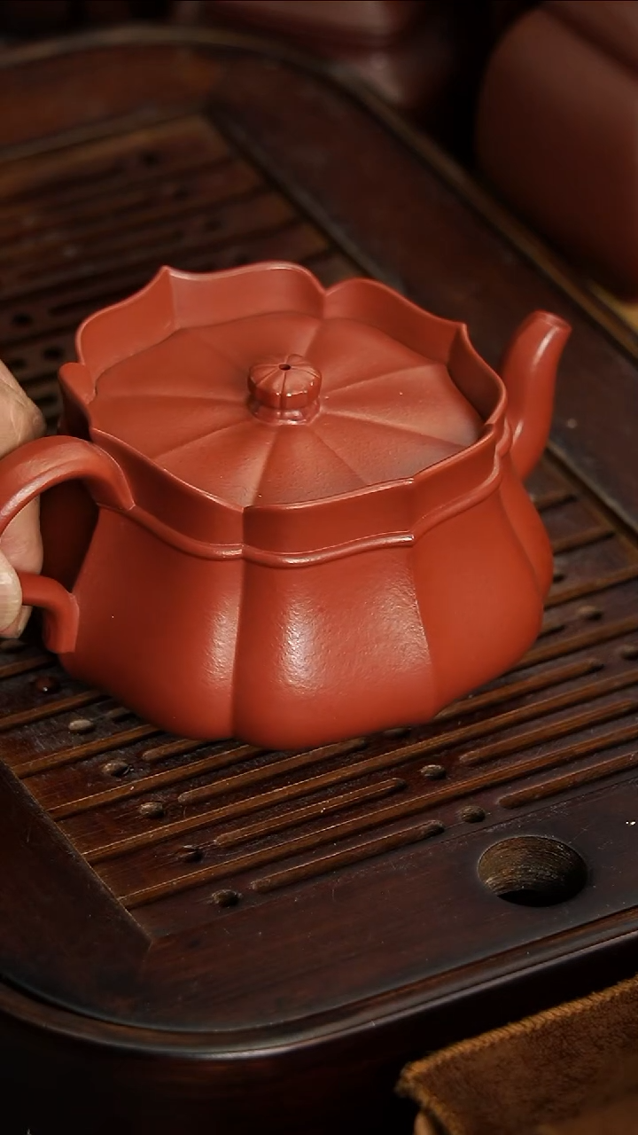 茶壶紫砂宜兴紫砂朱泥筋纹僧帽230毫升