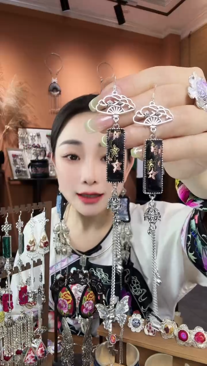 刺绣纯手工民族风耳环