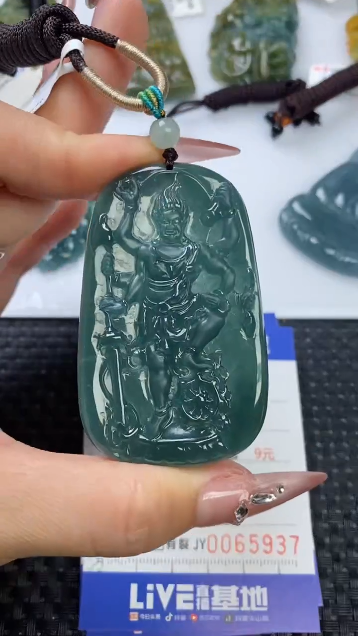 【闪购商品】翡翠颈饰未镶嵌111111111111111