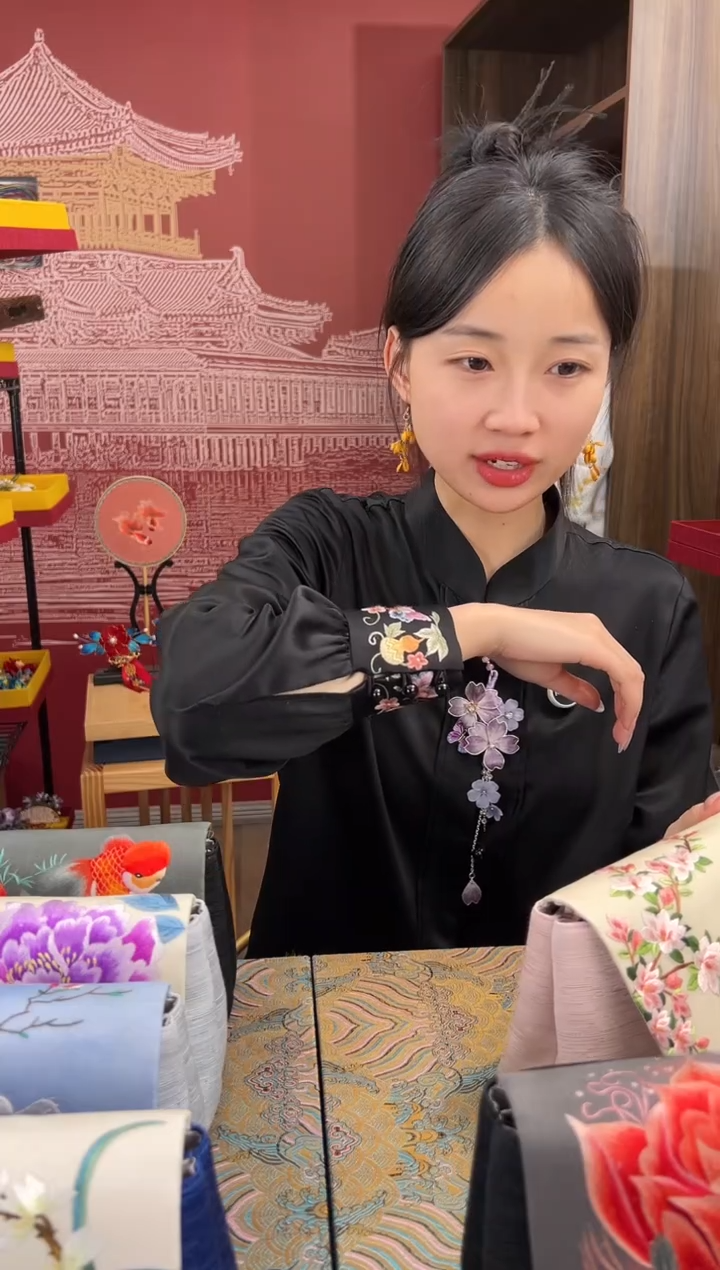 【闪购商品】刺绣XL 苏绣手工刺绣100桑蚕丝衬衫