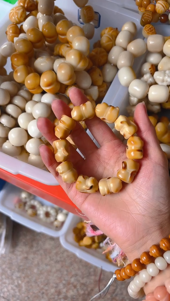 吊坠菩提根/象牙果黄色米米猫单圈