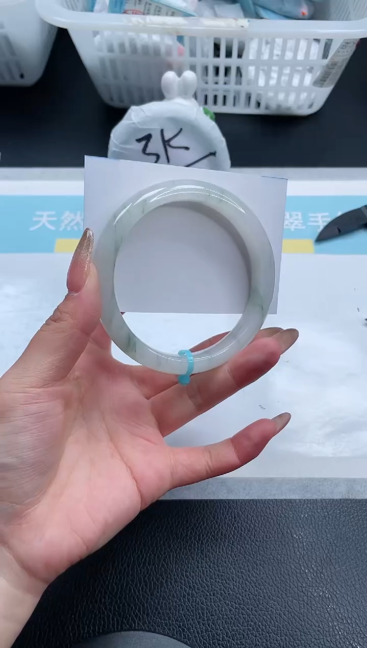 【闪购商品】石英质玉手镯未镶嵌22S78-63