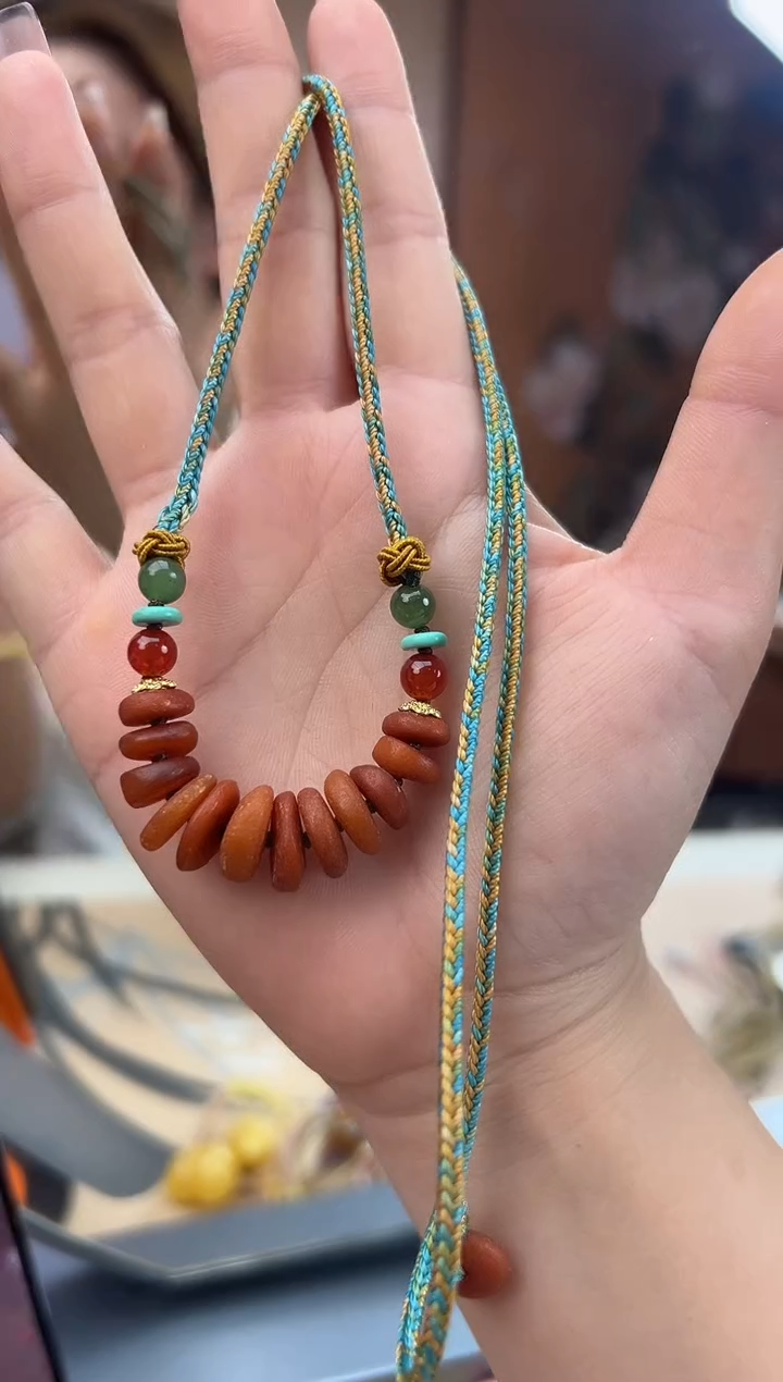 【闪购商品】琥珀裸石未镶嵌蜜蜡锁骨链