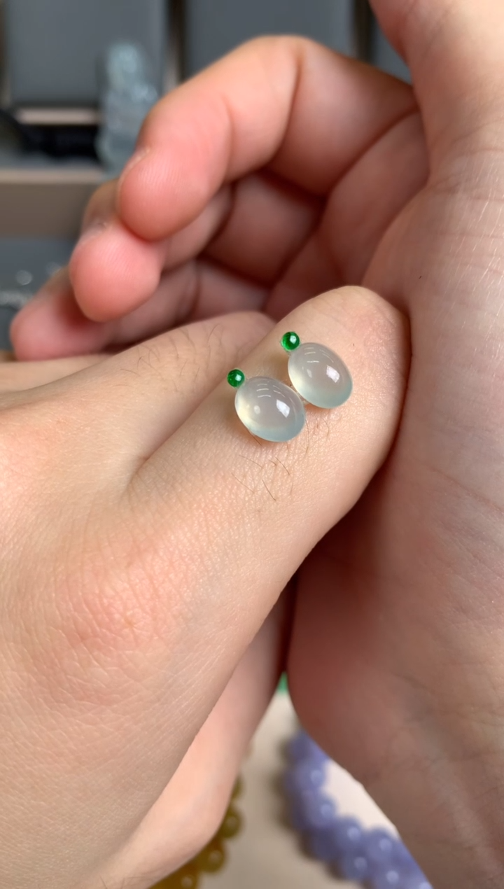 未镶嵌定制翡翠裸玉