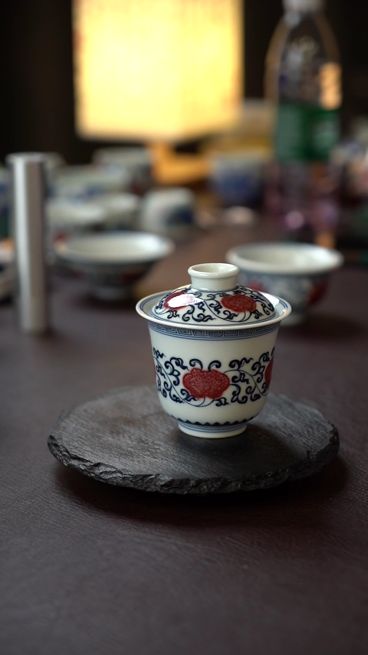 11号景德镇全手工手绘青花釉里红灵芝二才盖碗（高）