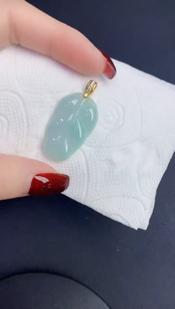 颈饰未镶嵌翡翠缅甸天然翡翠a货