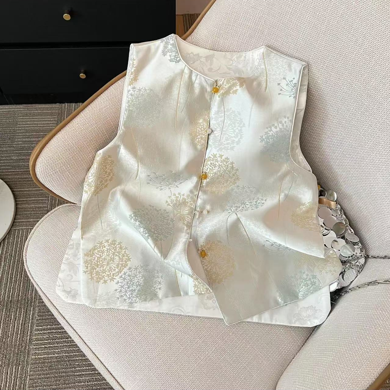 设计感双面穿国风马甲女百搭初春新品高级感中式刺绣马夹背心