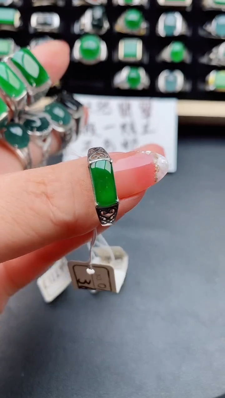 【闪购商品】翡翠戒指银S925镶嵌121121