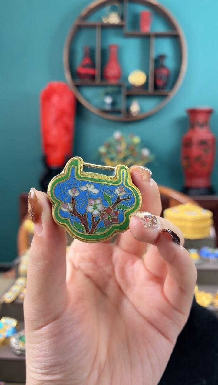 彦****R非遗手工景泰蓝吊坠湖蓝绿色边