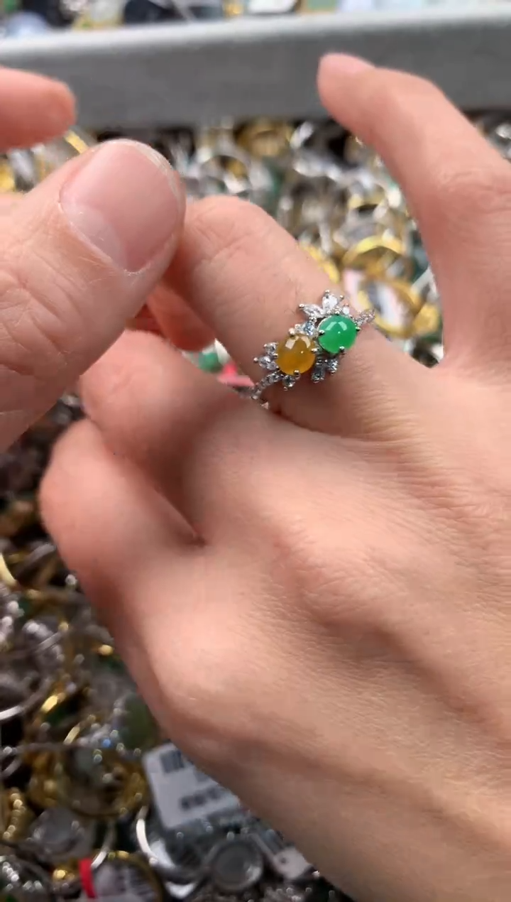 银S925镶嵌戒指翡翠888      2