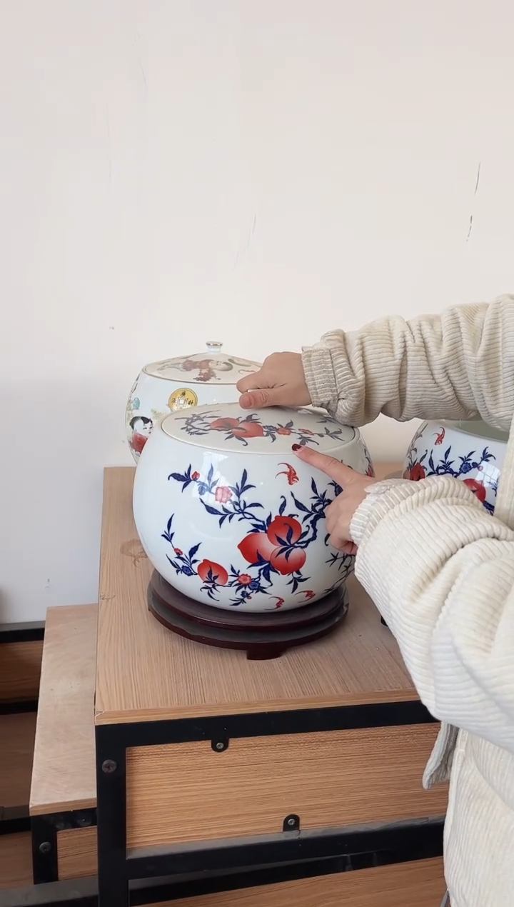 【闪购商品】缸九桃五福储物罐