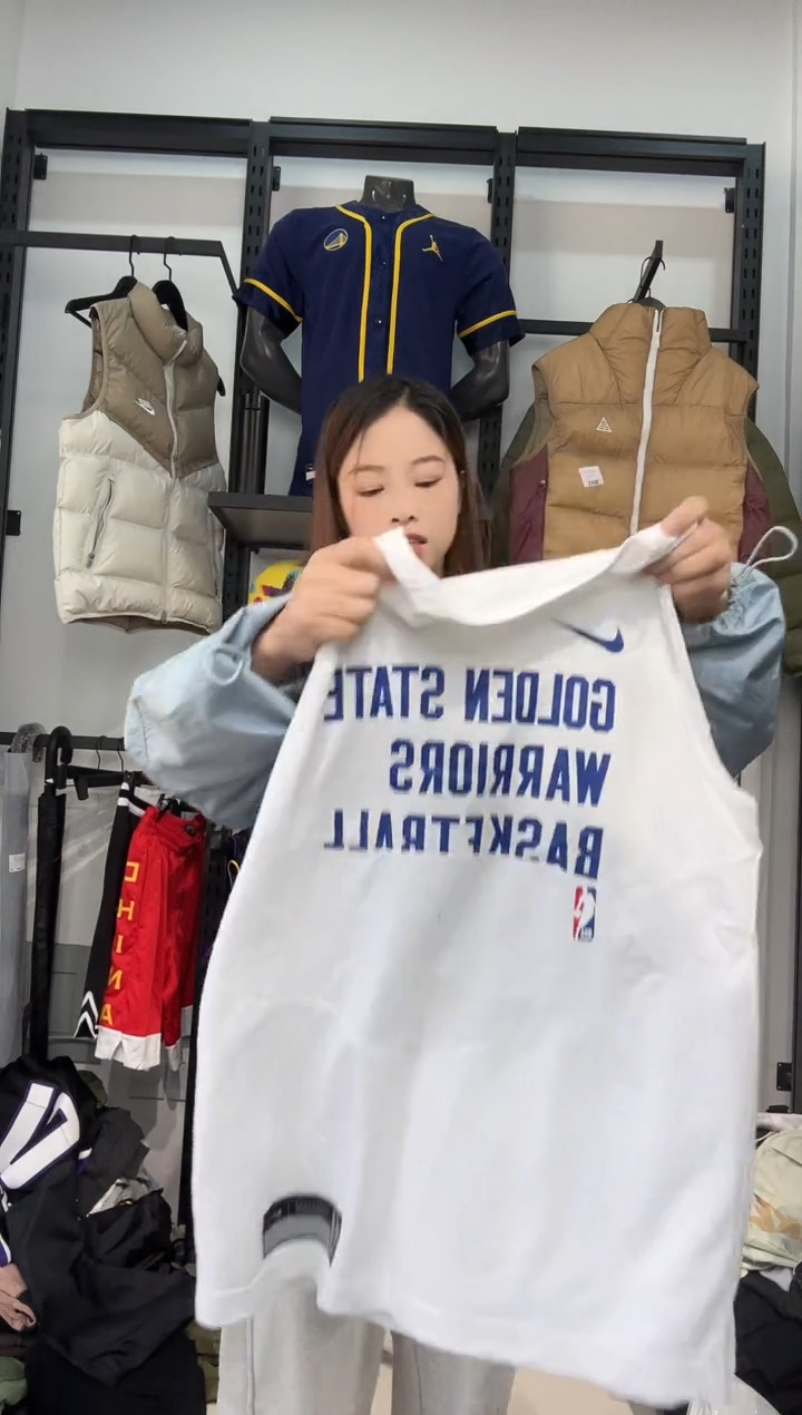 3545闪购编码 Nike/Jordan运动卫衣裤以直播间过款为准 尺码  m