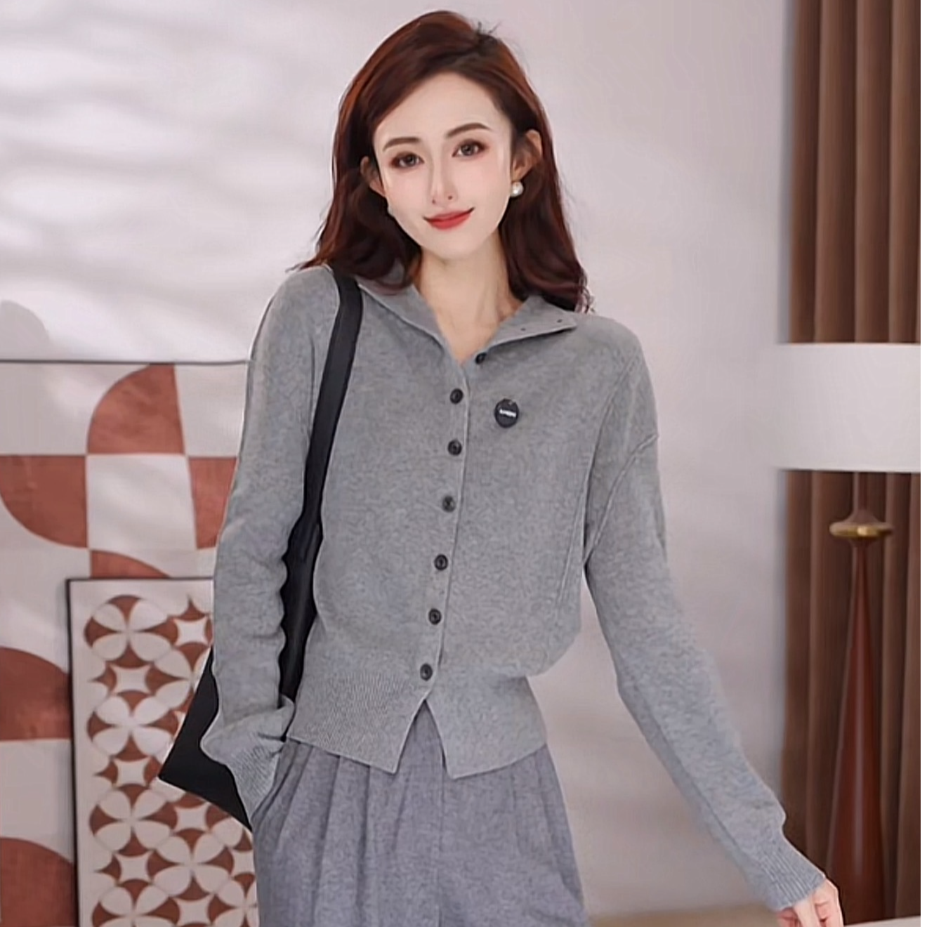 AMASS/阿玛施秋冬新款时尚百搭松弛感圆领羊毛针织开衫548055