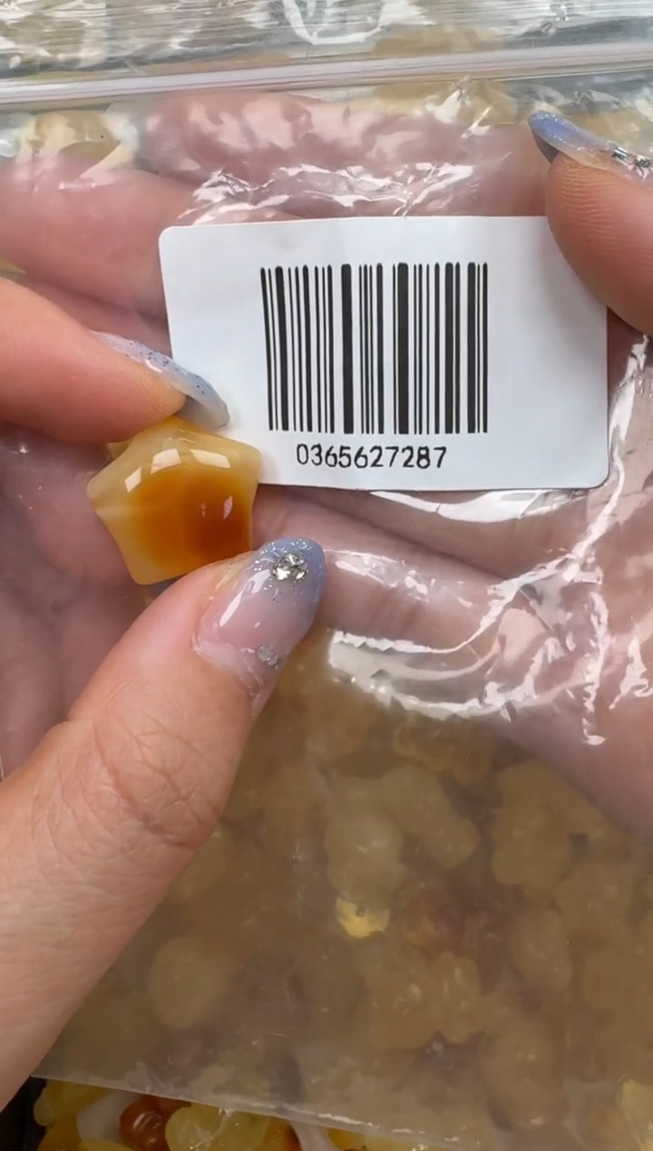 裸石琥珀未镶嵌如图