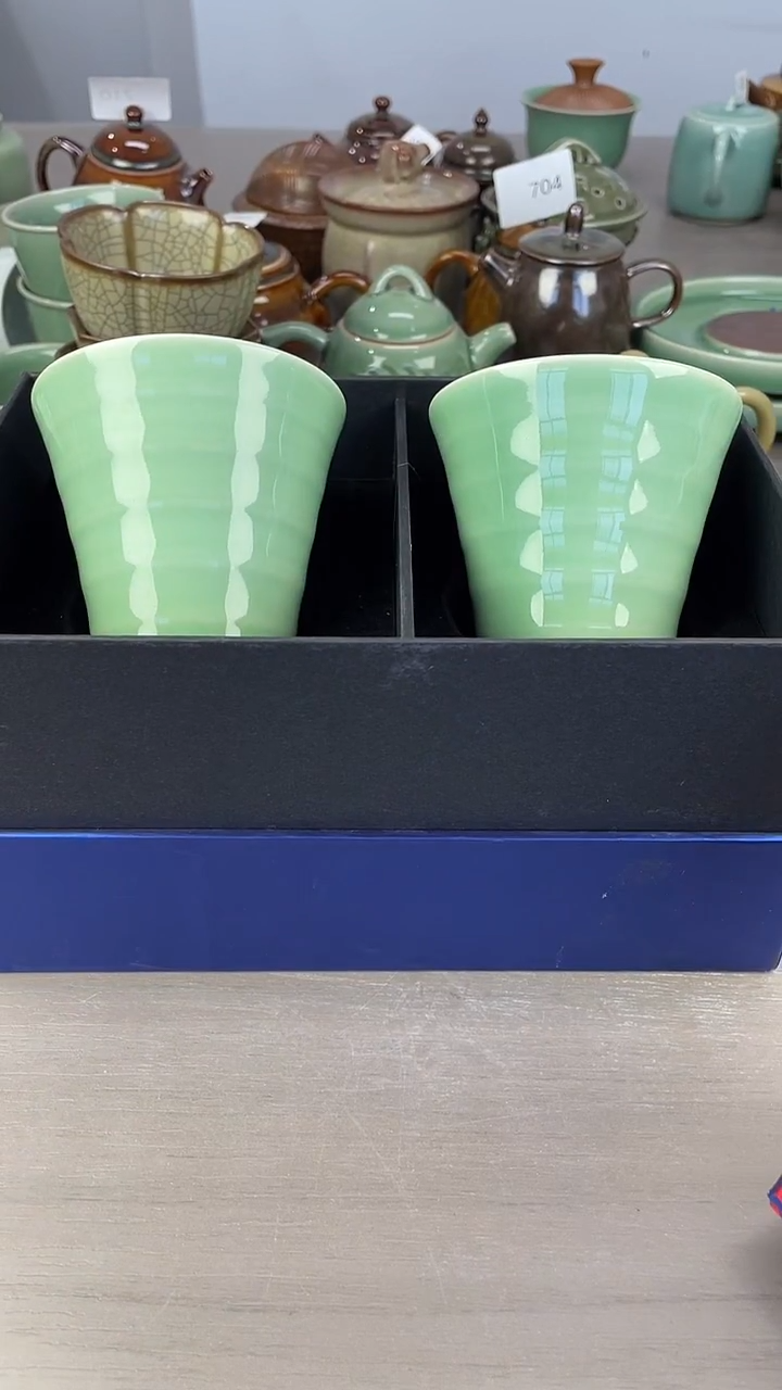 青瓷仓储清仓福利