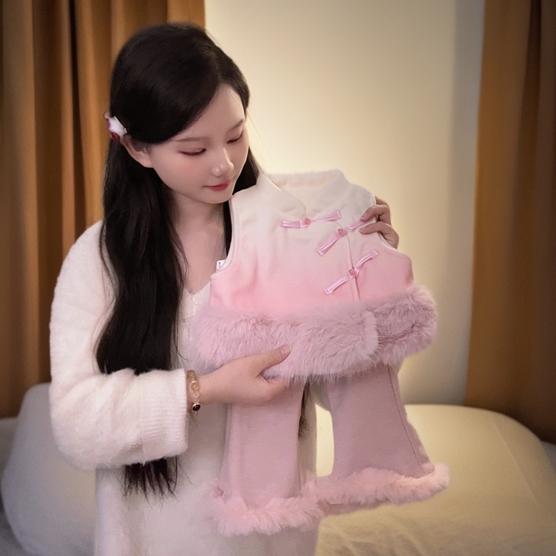 【软酱酱】新中式渐变色毛呢马甲+加绒裤子秋冬新款洋气套装粉色