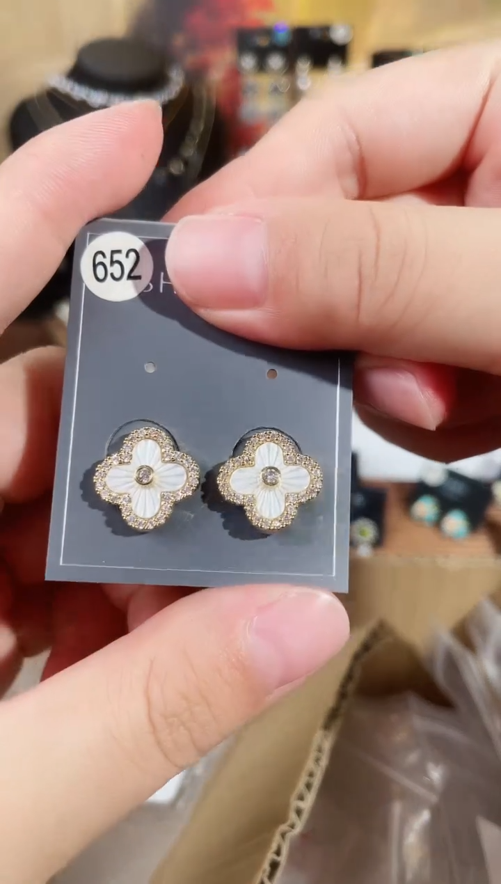 铜合金合成立方氧化锆925银萱652