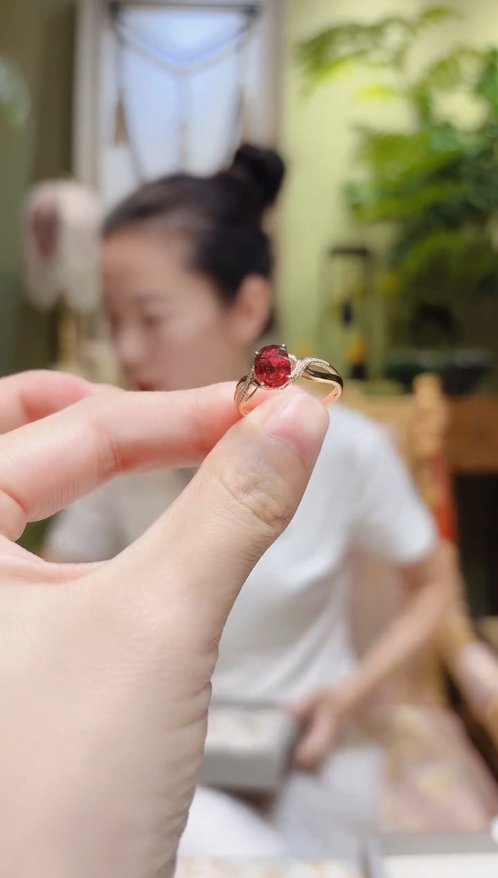 【闪购商品】碧玺戒指18K金镶嵌红碧玺戒指Z
