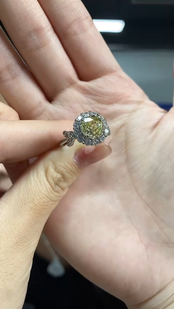 未镶嵌戒指水晶多样性发其一颜色微差