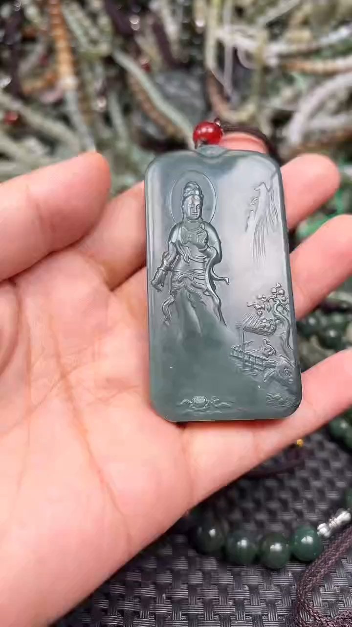 颈饰未镶嵌和田玉1