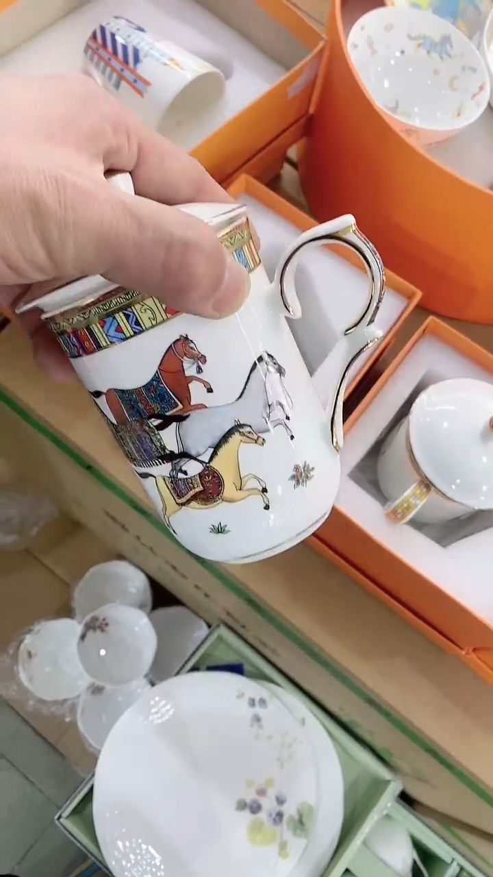 瓷片锅碗瓢盆一件不留@@1