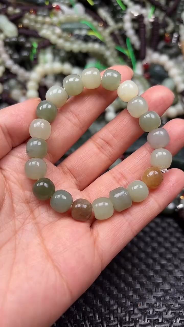 【闪购商品】和田玉颈饰未镶嵌.