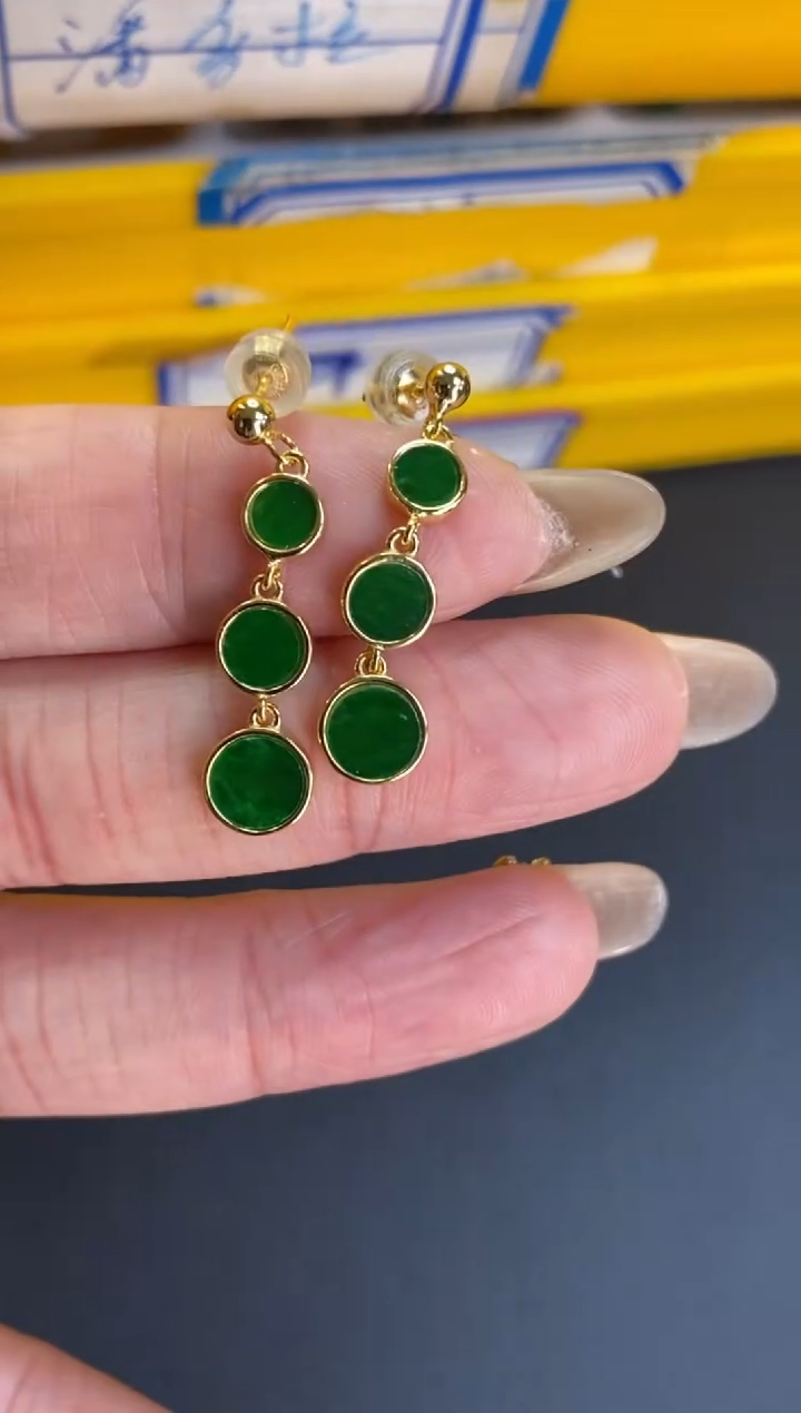 颈饰银S925镶嵌翡翠净货16700