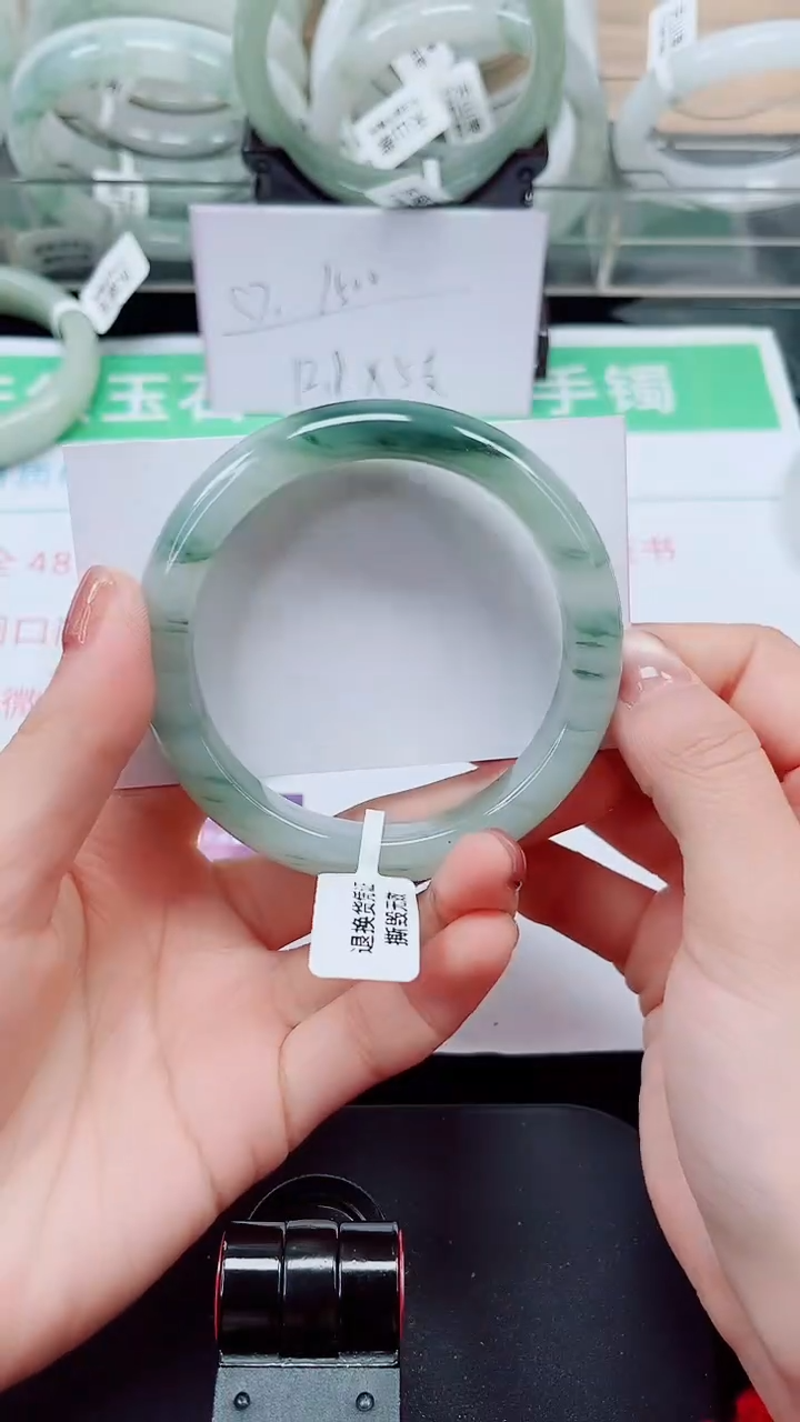 未镶嵌手镯石英质玉31-58/59