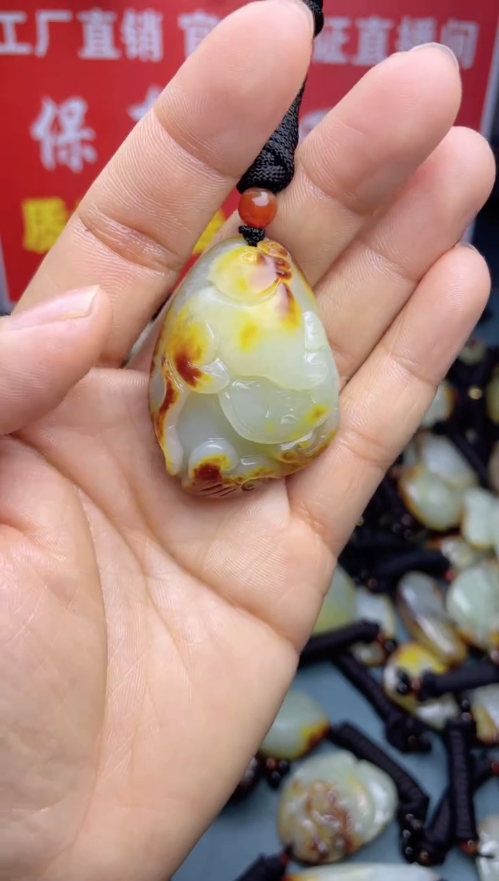 【闪购商品】和田玉颈饰未镶嵌