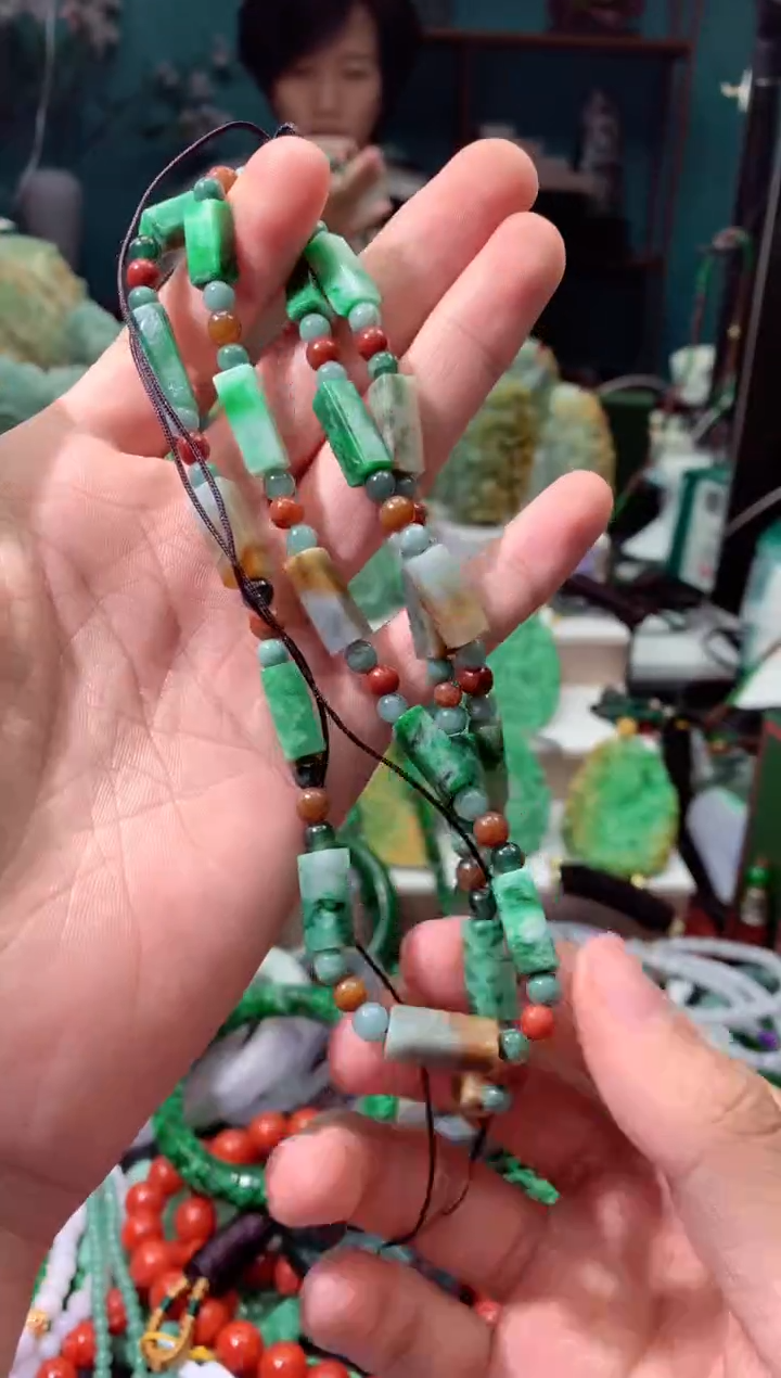 颈饰未镶嵌翡翠天然缅甸翡翠a货