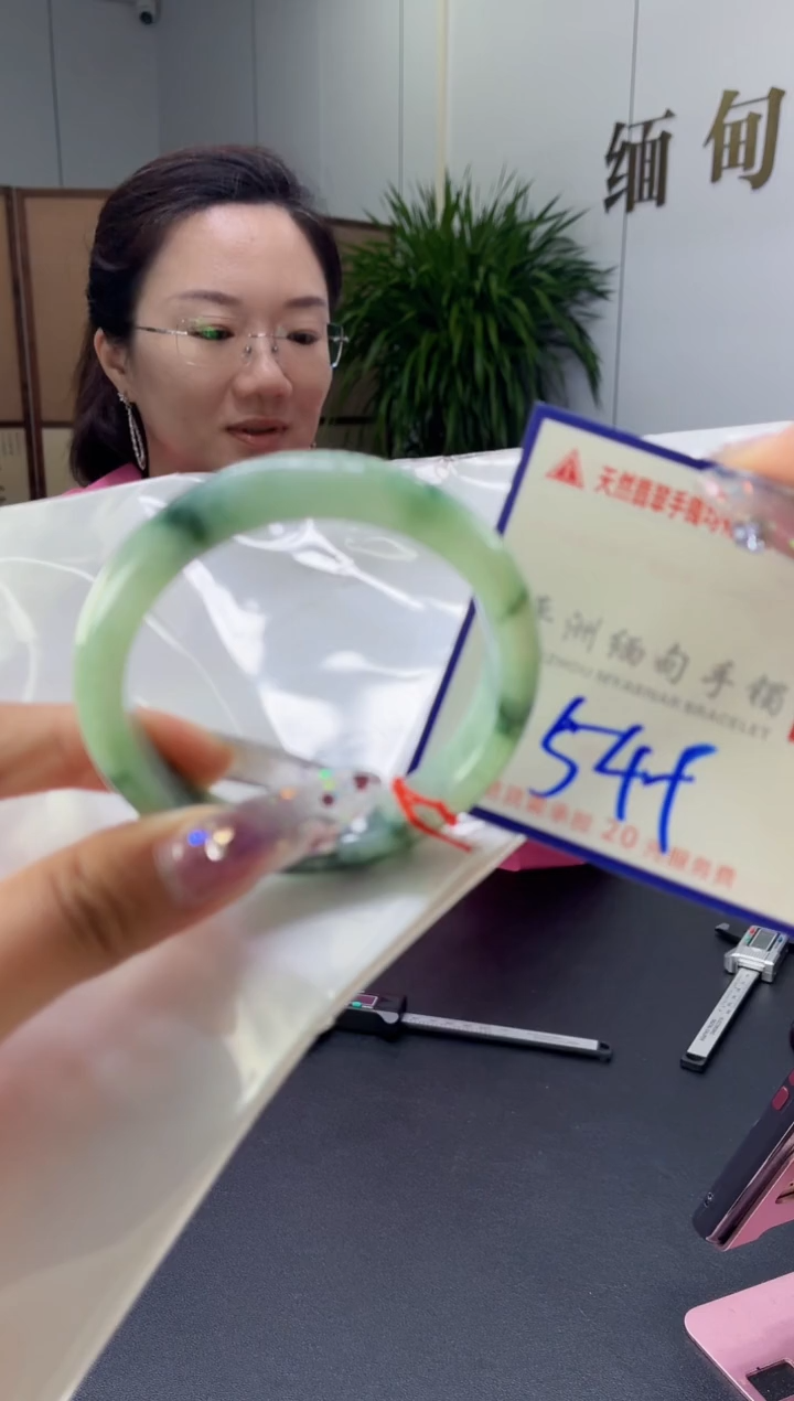 翡翠手镯未镶嵌1111111111