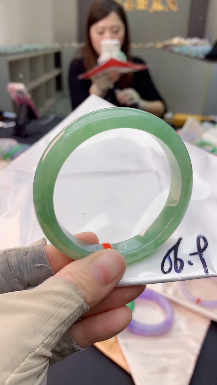 未镶嵌手镯翡翠0752103958