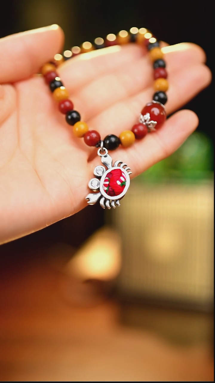 刺绣私人定制苗族手工A231