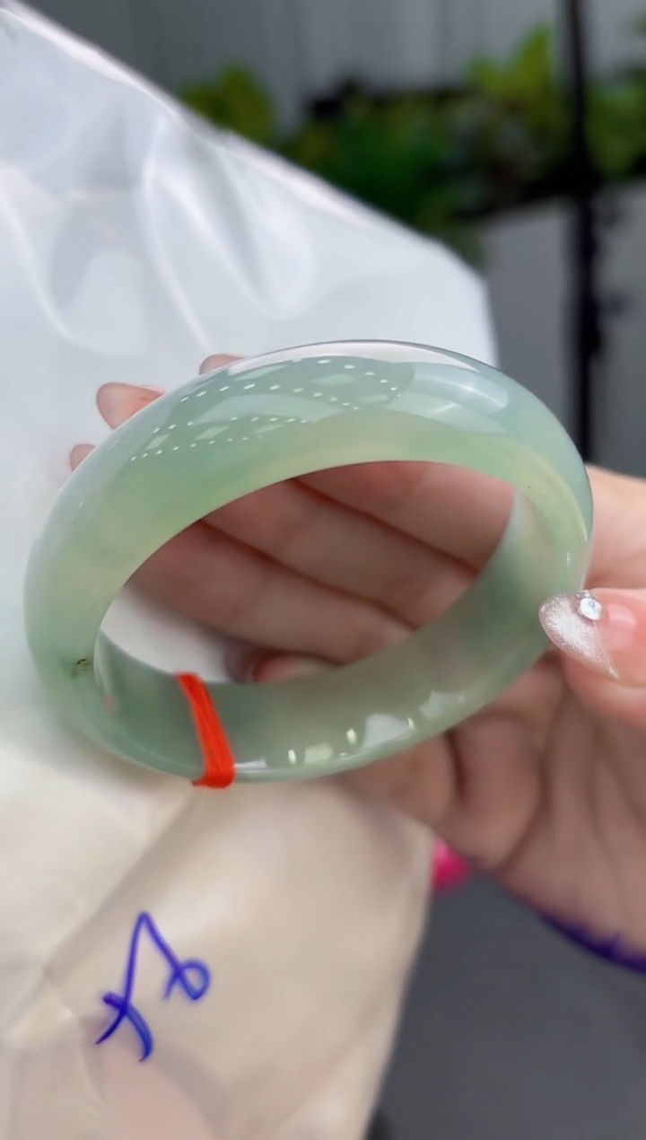 【闪购商品】翡翠手镯未镶嵌翡翠手镯