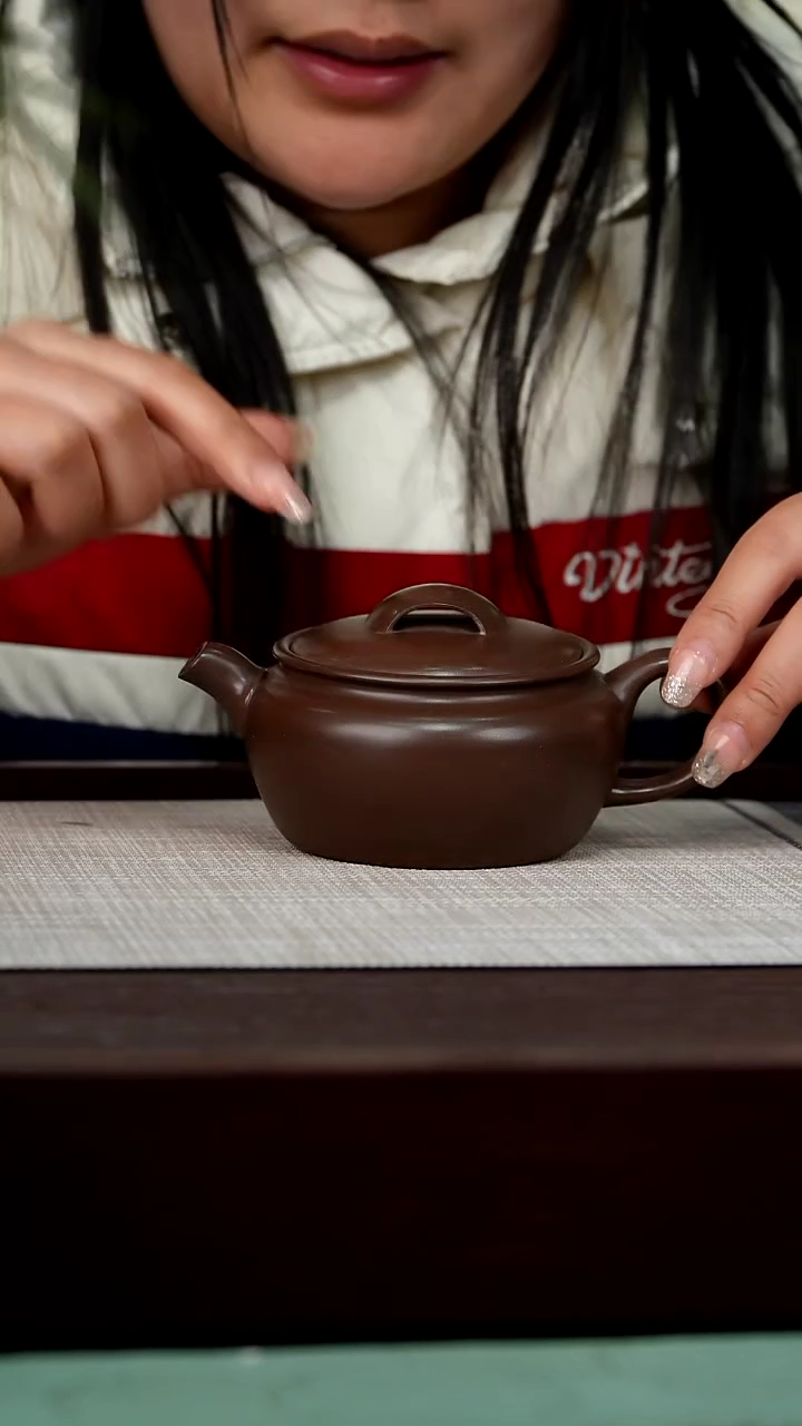 【闪购商品】宜兴原矿紫砂壶茶壶230C