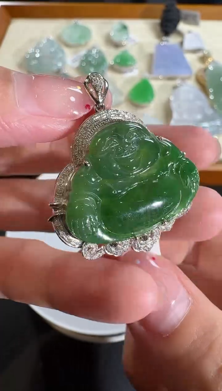 【闪购商品】翡翠吊坠(不含链)18K金镶嵌【源头工厂】钻石镶嵌