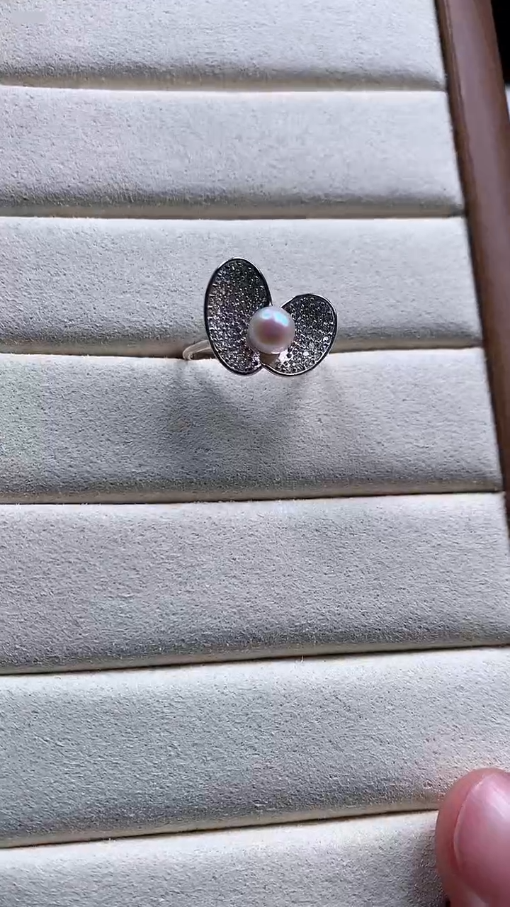 【闪购商品】海水珍珠戒指银S925镶嵌蝴蝶珍珠戒指