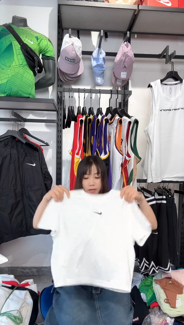 1653编码 瑕疵修复以直播间讲解为准 尺码